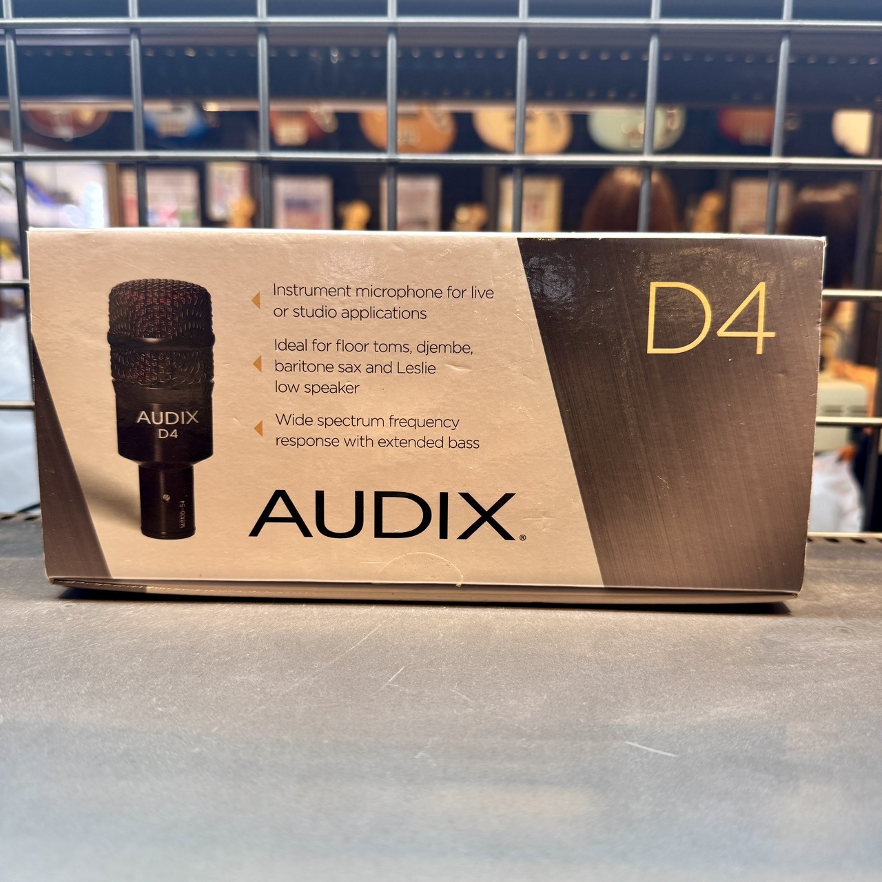 Audix D4 楽器向けダイナミックマイクロフォン 【長期展示品特価