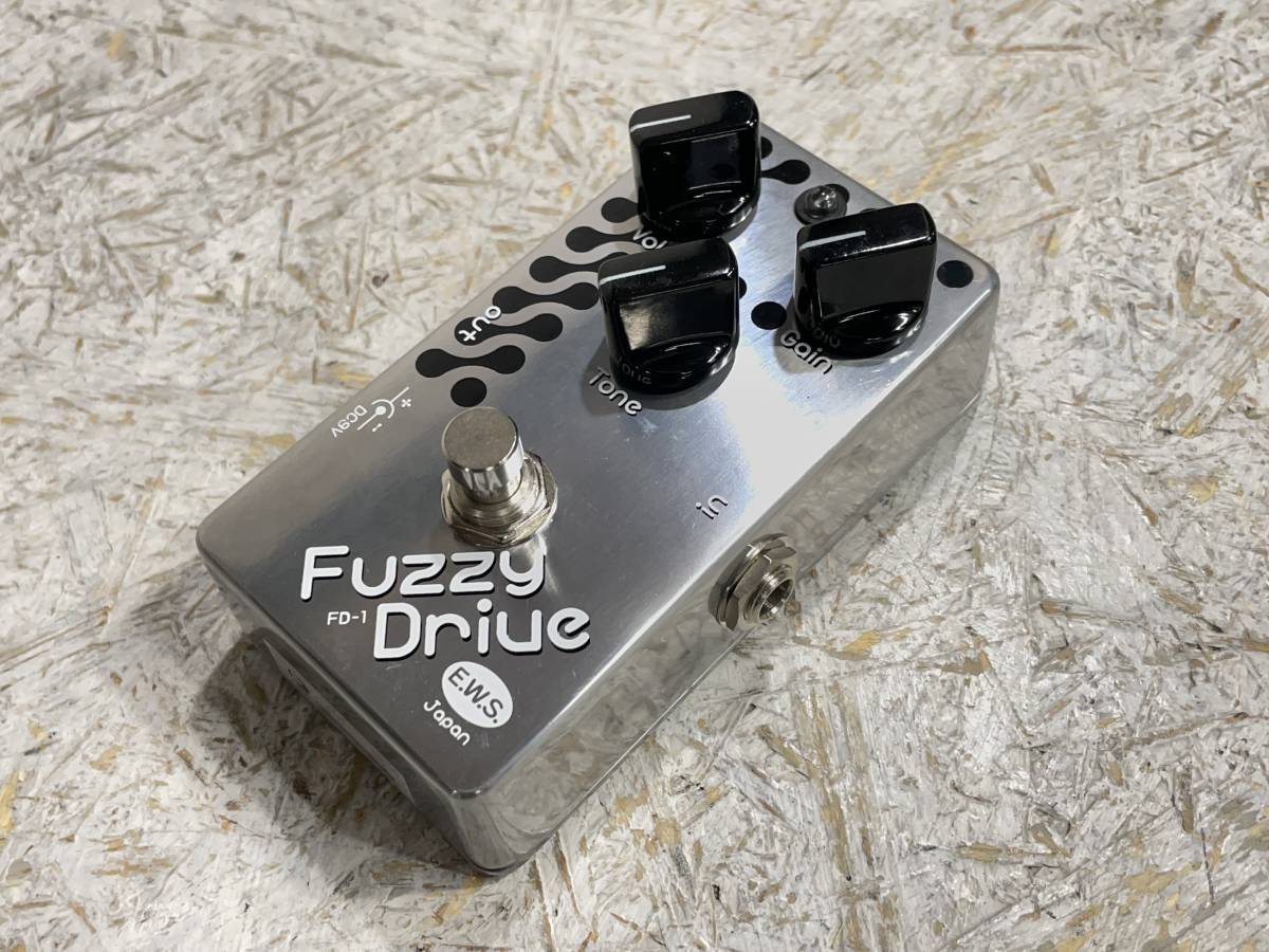 E.W.S. Fuzzy Drive FD-1 ギターエフェクター EWS Fuzzy Drive FD-1 Pedal Review - Premier Guitar