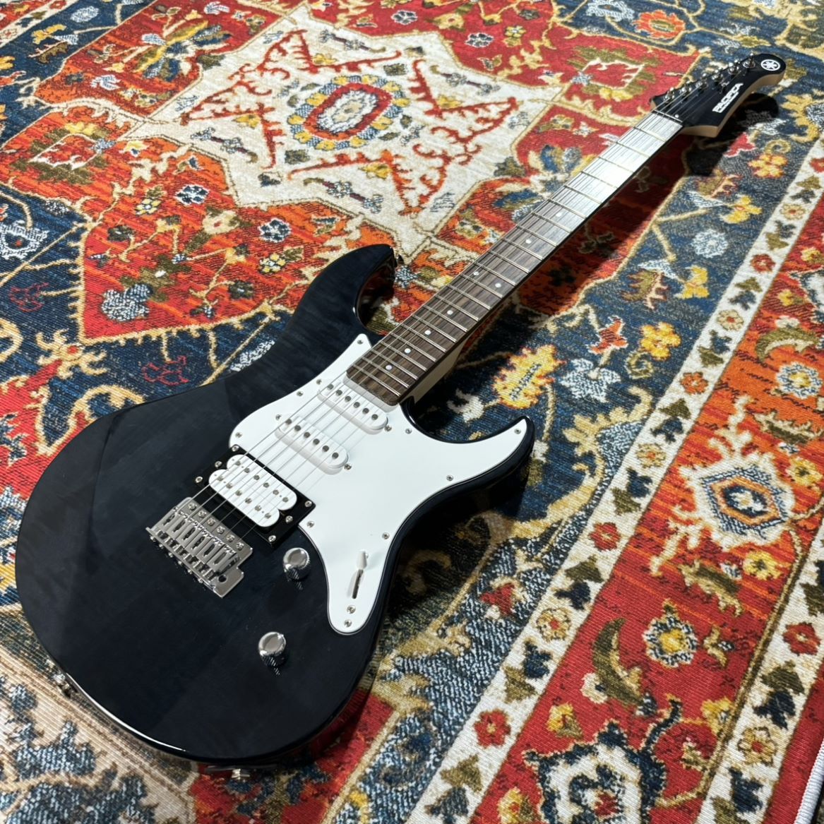 YAMAHAエレキギター PAC-212VFM トランスルーセントブラック YAMAHA PACIFICA212VFM TBL トランスルーセントブラック