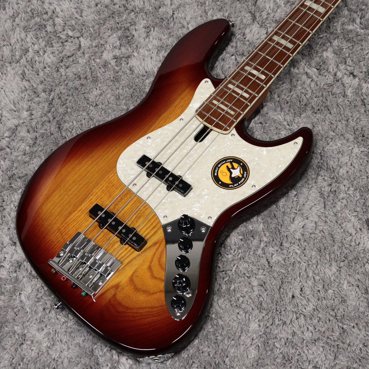 Sire V8 4st ベース bass ギター Sire V8 4st TS(B級特価/送料無料)【楽器検索デジマート】