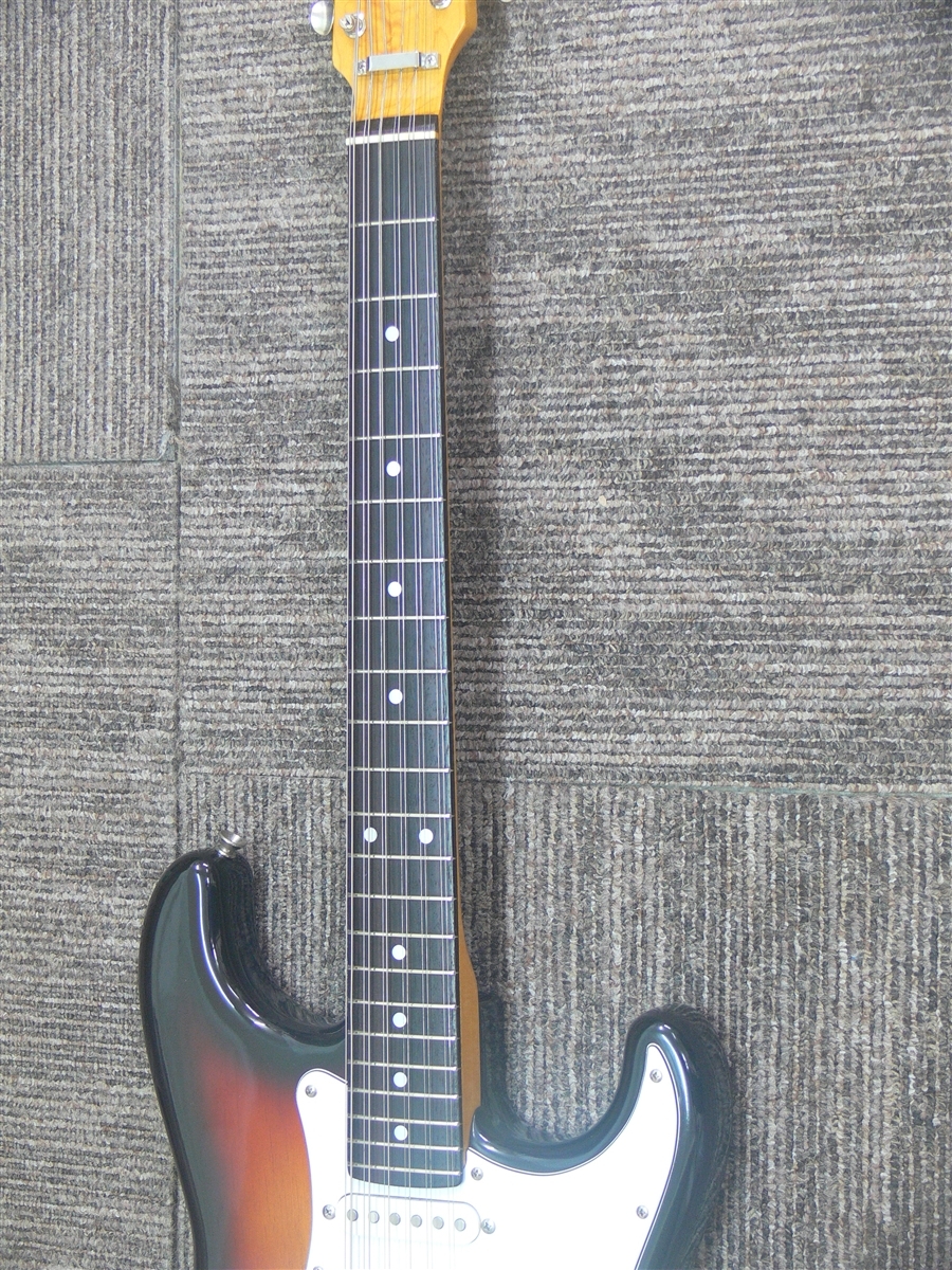 【ジャパンビンテージ】　ファウンダー　ST タイプ　3TS Fender Japan ST58TX 3TS Crafted IN Japan R0 Serial 3.59kg