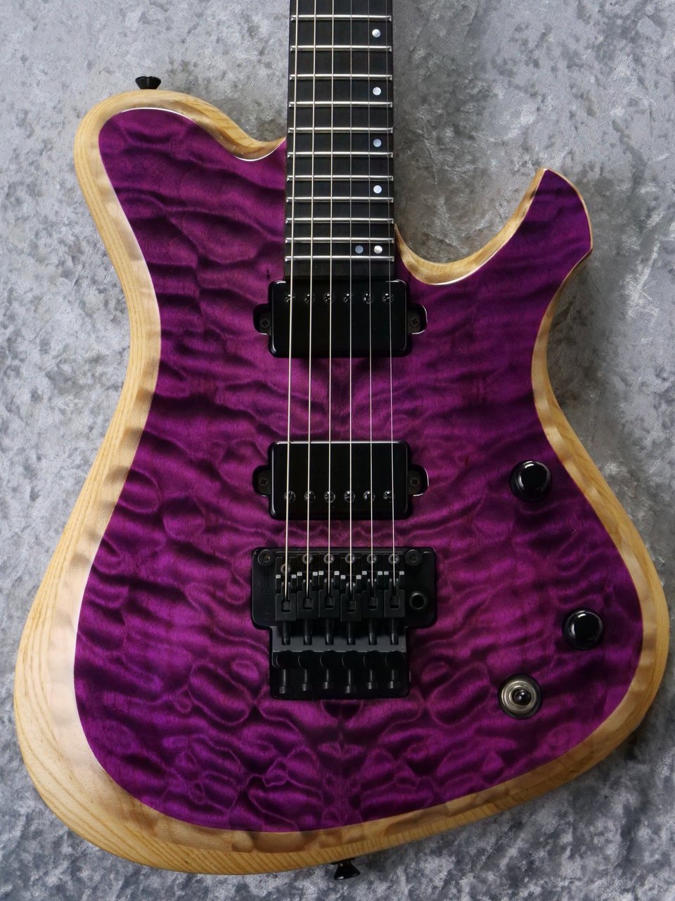 Hinnant Guitars Impulse 6 Quilted【極杢キルトトップ】（新品