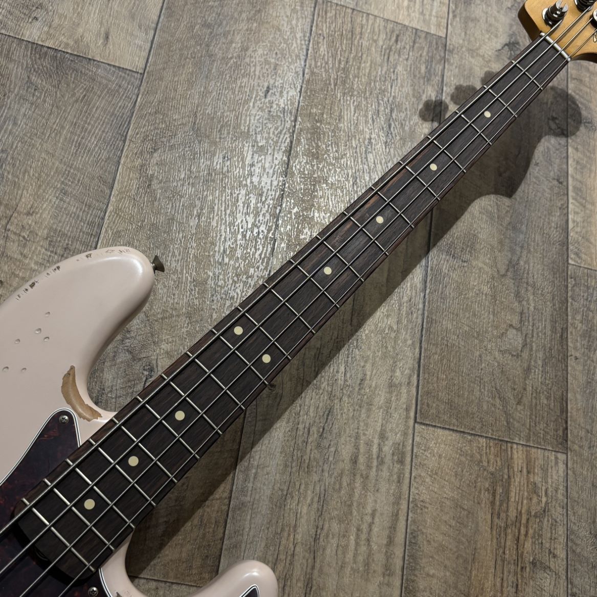ベース flea bass 581935000752069-00-600x600.jpg