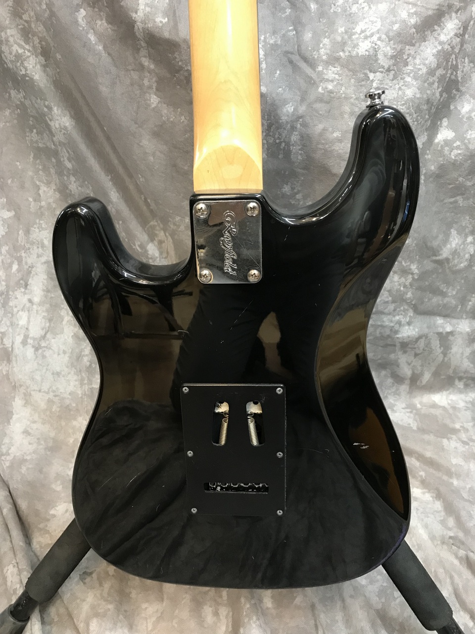 Rayfield RST-320 ストラトタイプ ギター 中古 Rayfield RST-320（中古）【楽器検索デジマート】