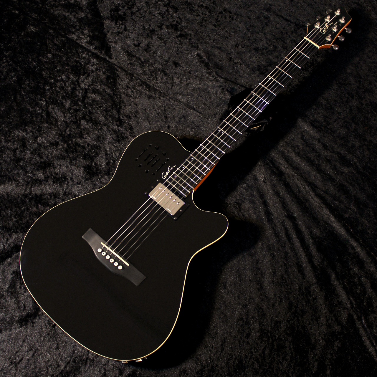 Godin 【USED】A6 Ultra Black 2019年製【福岡店】（中古）【楽器検索