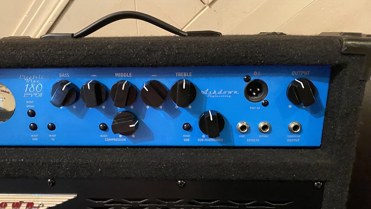 Ashdown Electric Blue 12-180 EVO II（中古）【楽器検索デジマート】
