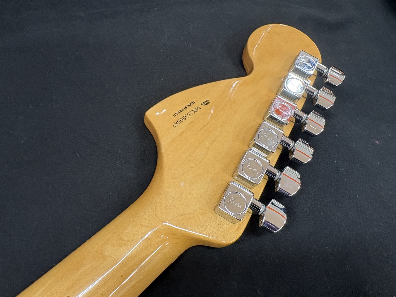 値下げしました！Fenderメキシコ Deluxe Lone Star ストラト lonestar_bk_all.jpg