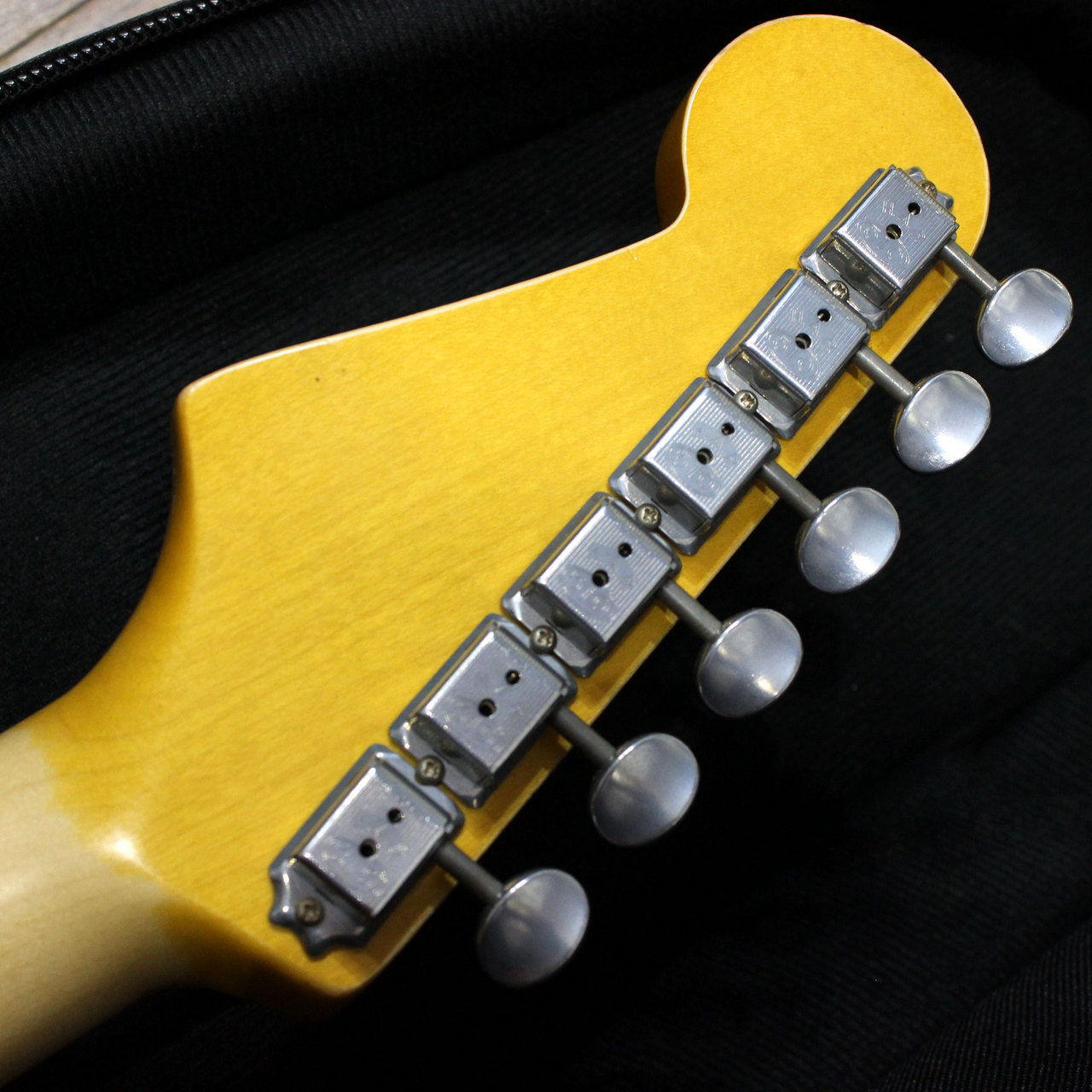 Addictone Custom Guitars Stratocaster Type Candy Apple