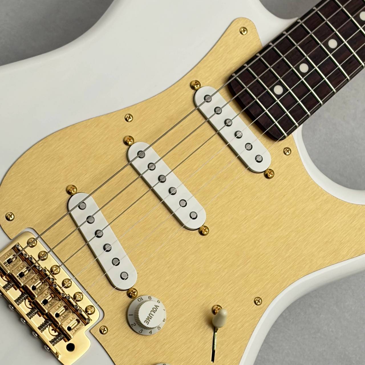 Vanzandt STV-R3 ~White Blonde~ #10133 ≒3.39kg【アノダイズド