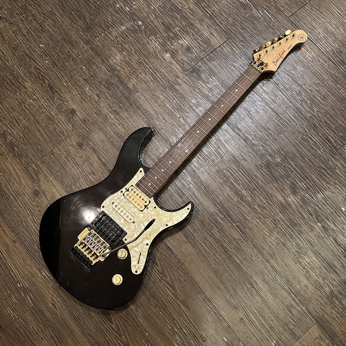 YAMAHA PAC721J Pacifica Electric Guitar
