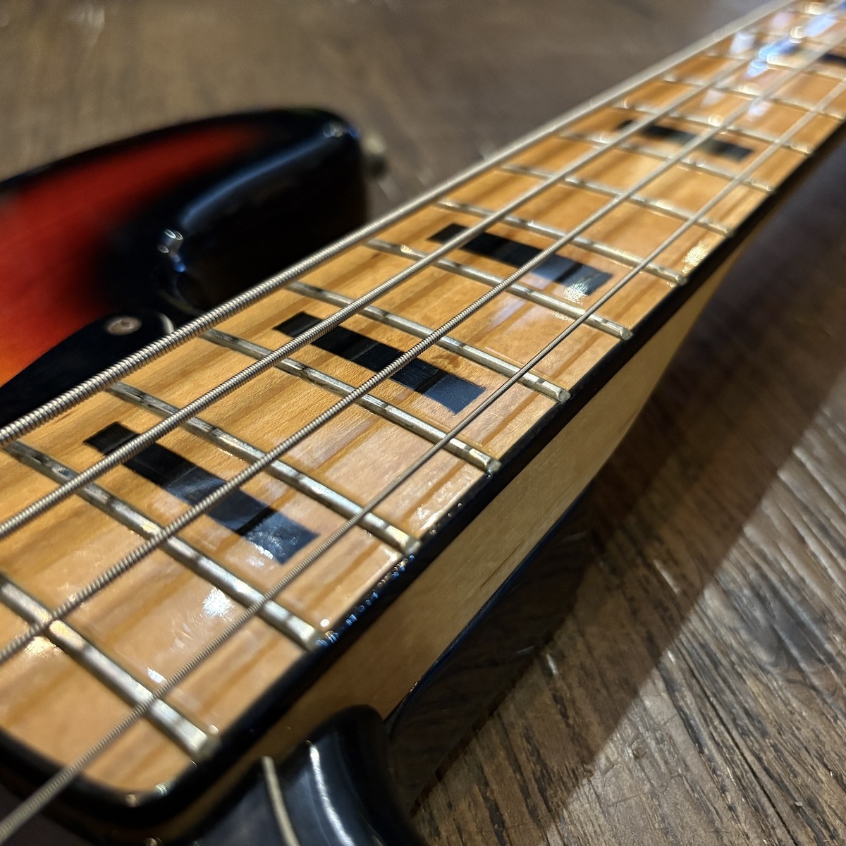 ハートマン　プレシジョンベース Heart・Man Jazz Bassタイプ Electric Bass（中古/送料無料