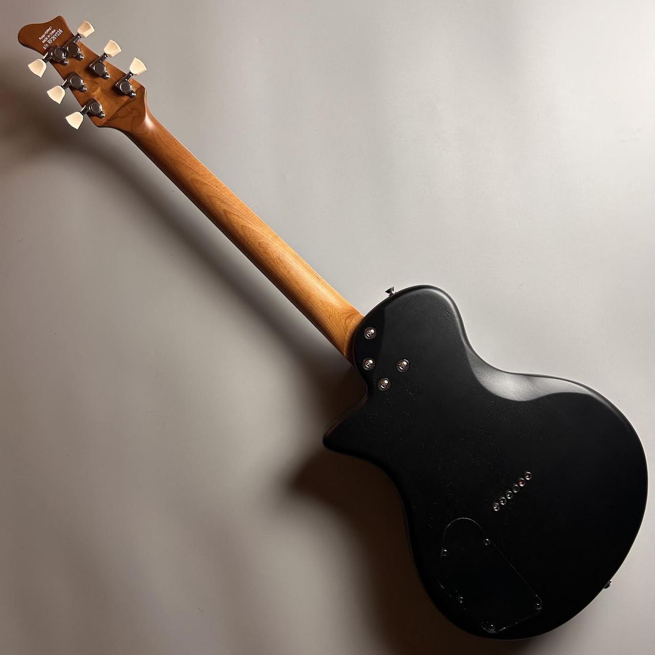 RYOGA 【現物画像】HORNET Open Pore Black エレキギター ハムバッカー