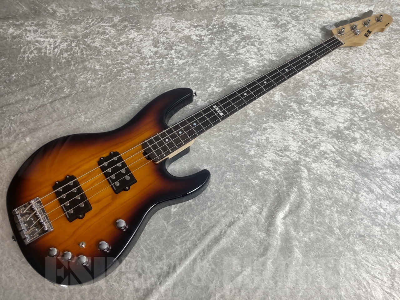 ベースギター　Ｅ–II AP–4 超美品‼️ E-II AP-4 (Tobacco Sunburst)（新品/送料無料）【楽器検索