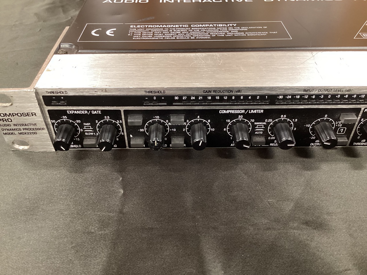 BEHRINGER (ベリンガー) MDX2200 2チャンネルコンプレッサー