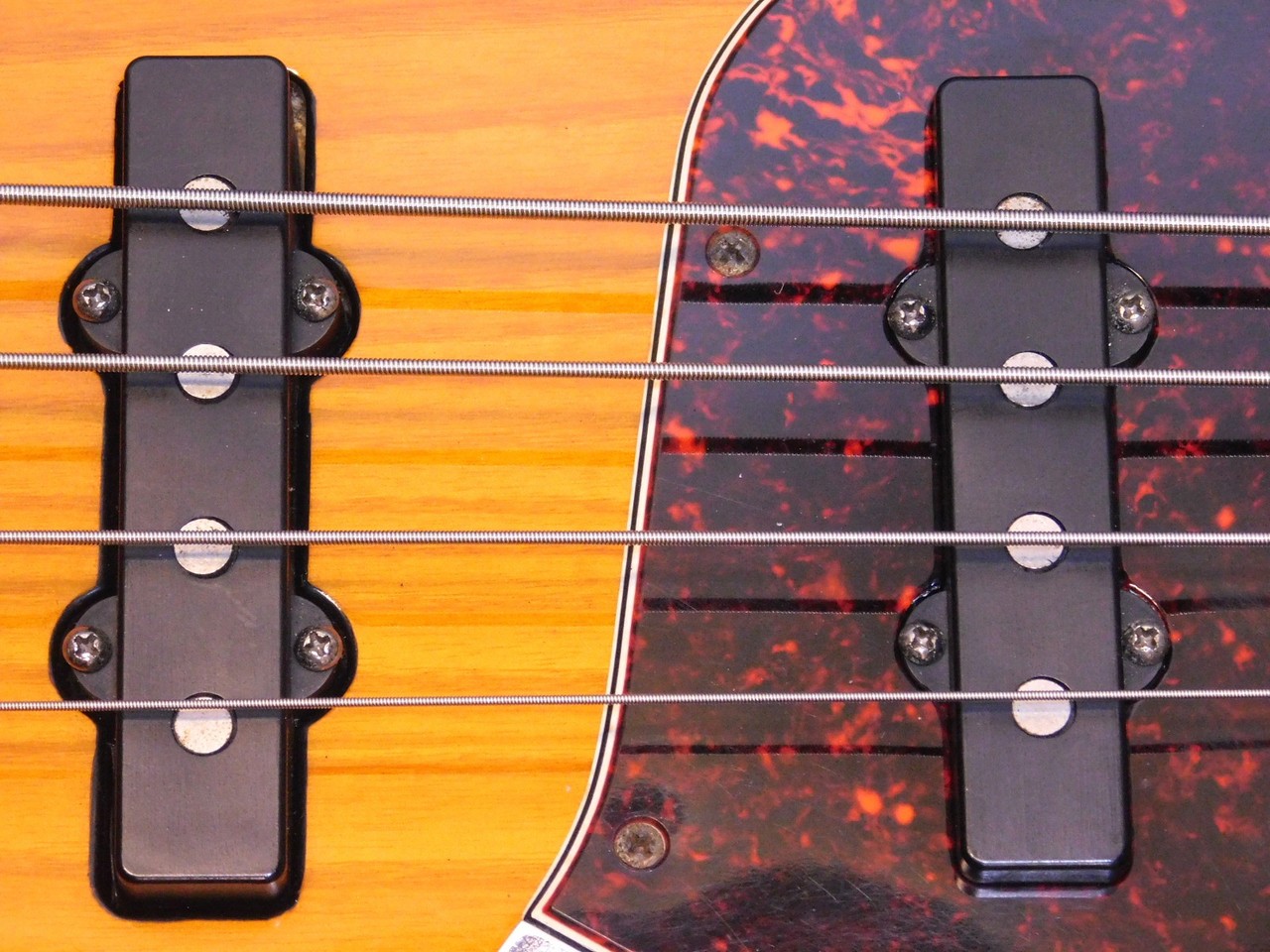 Fender USA Jazz Bass Deluxe (American Deluxe JazzBass) '98（中古