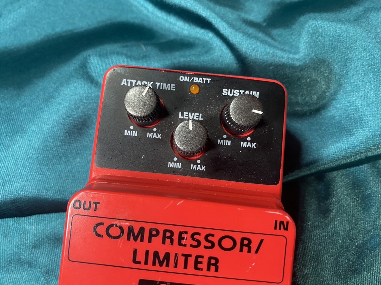 BEHRINGER CL9 Classic Compressor/Limiter（中古）【楽器検索デジマート】