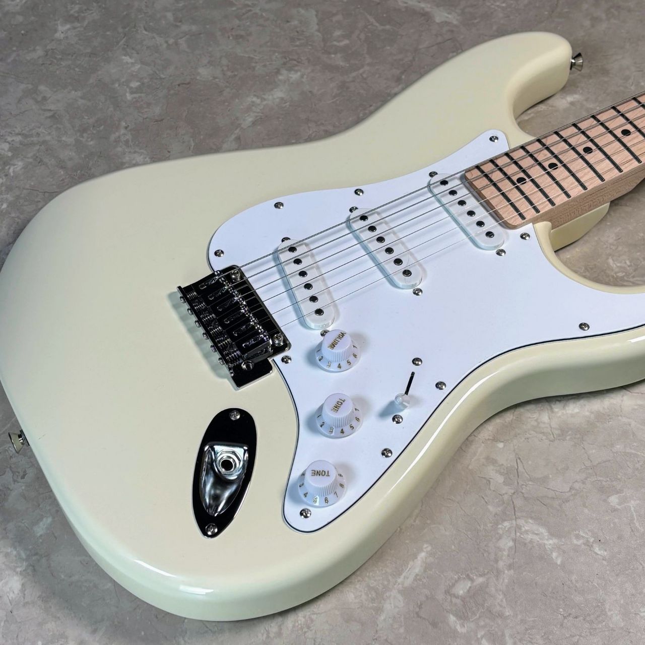 Laid Back LST-5-M-3S White Ivory エレキギター ストラトタイプ