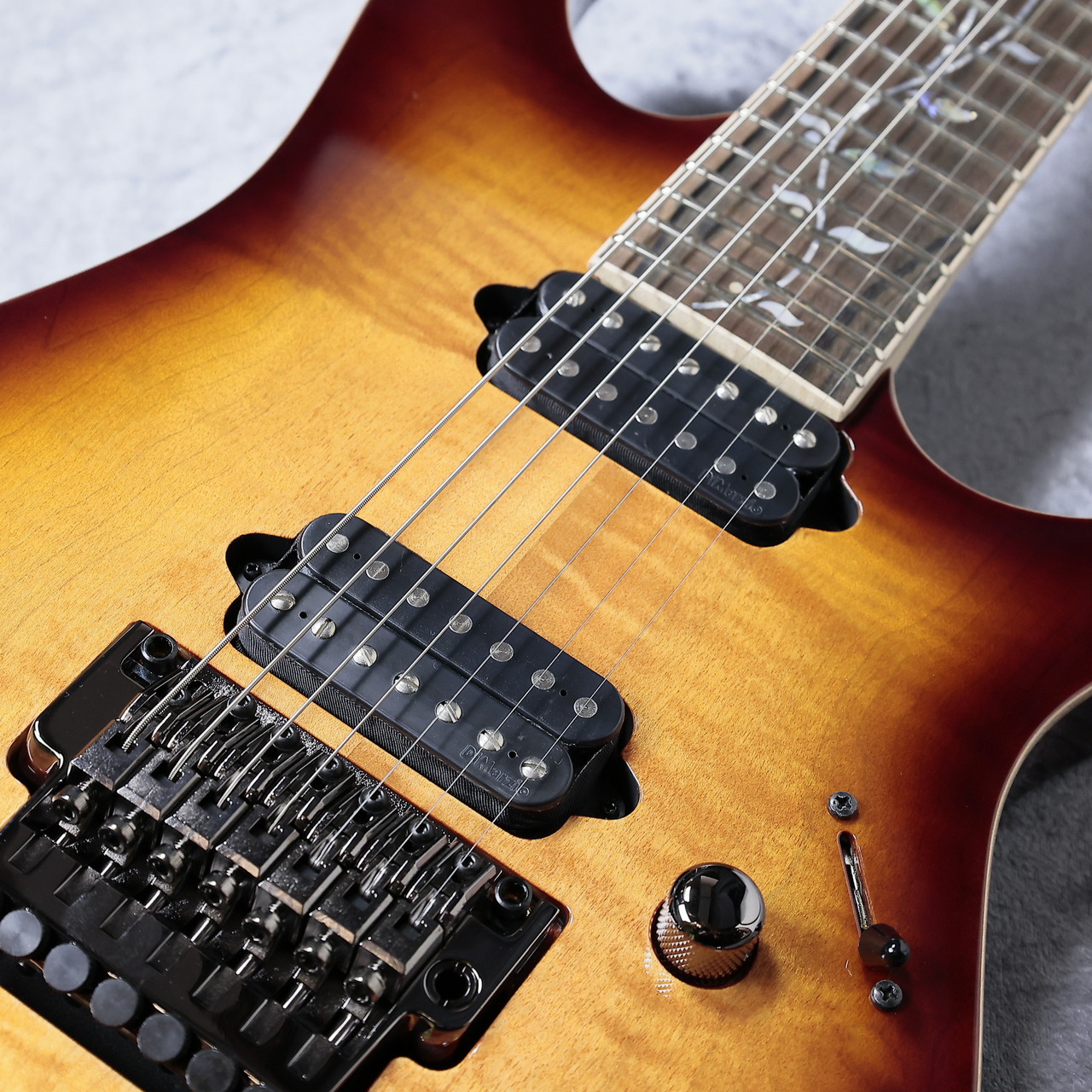 Ibanez RG8527 「BSR (Brownish Sphalerite)」【7弦】 【現物写真