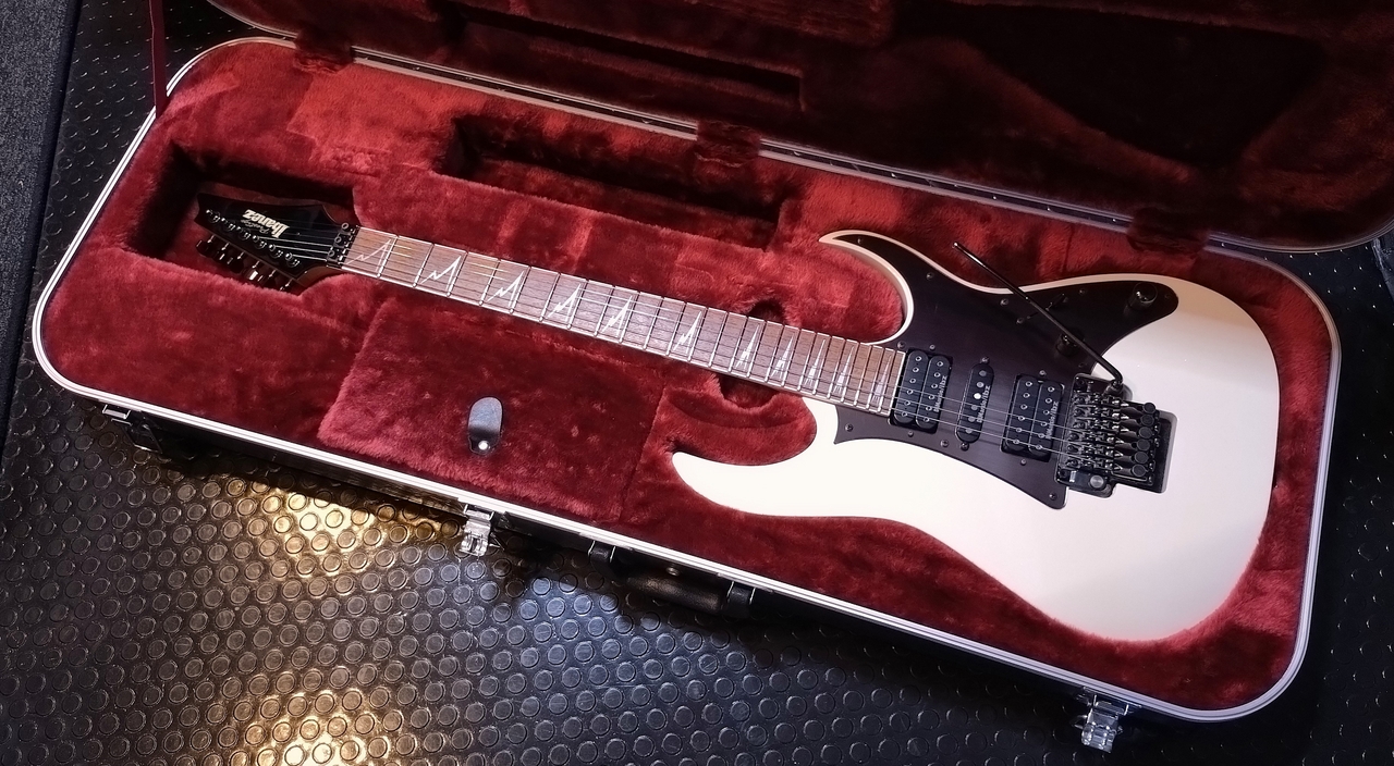 Ibanez RG2550Z-GW [Galaxy White]（中古）【楽器検索デジマート】