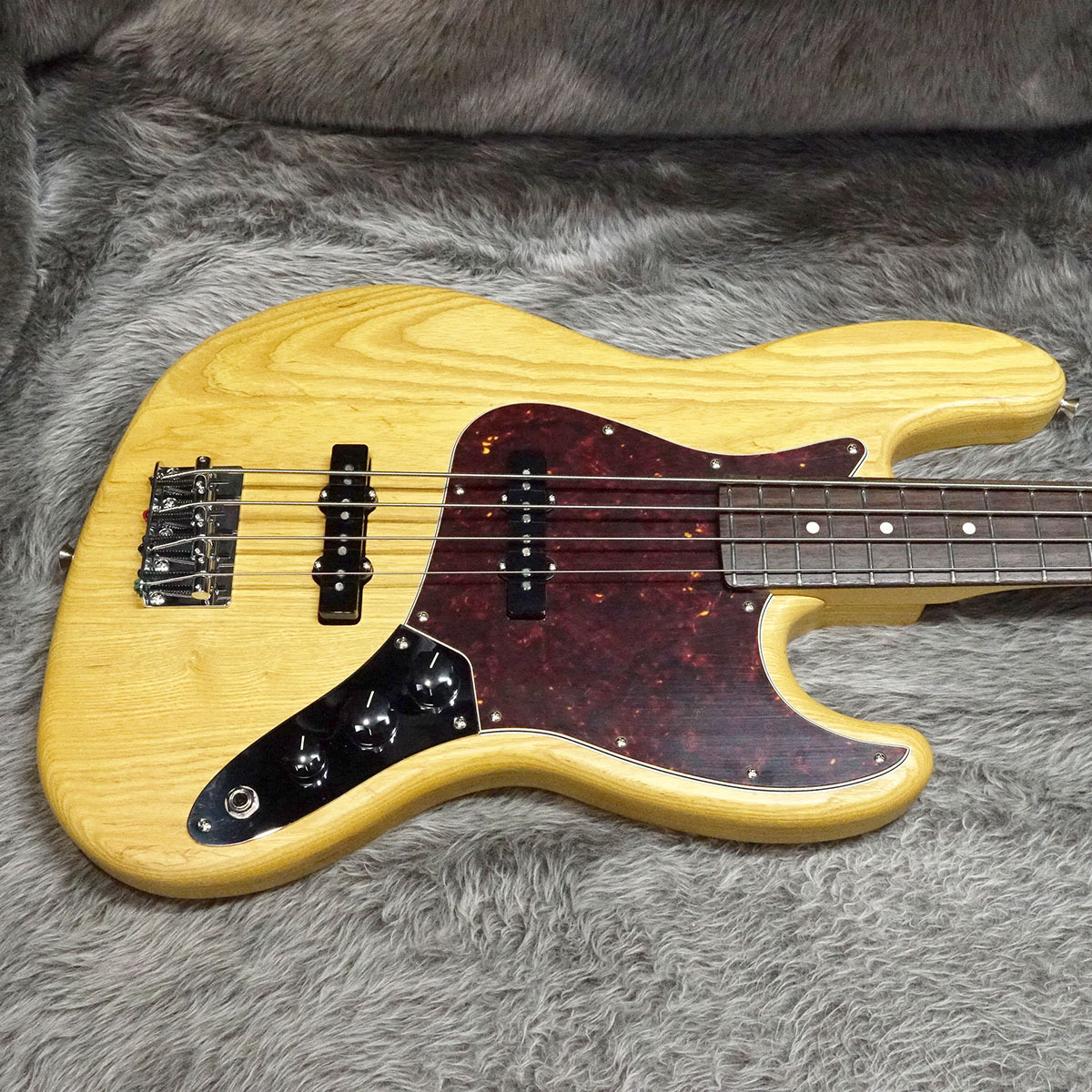 Fender Made in Japan Limited Jazz Bass Raw Ash RW Vintage