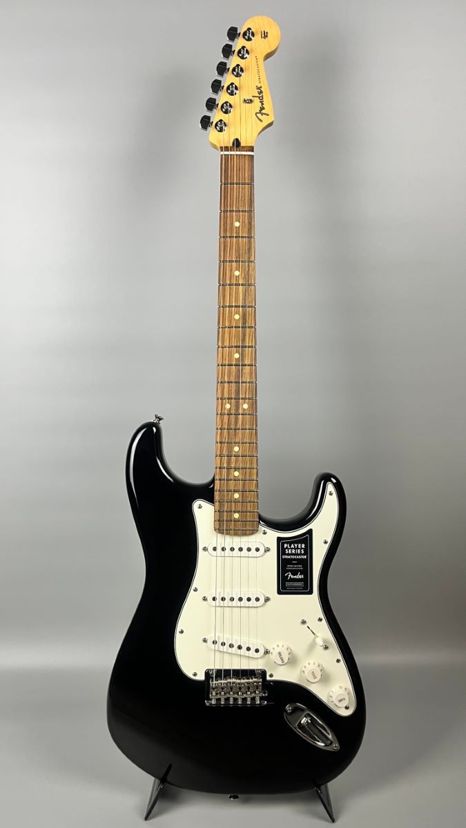 Fender Player Stratocaster Pau Ferro Fingerboard Black エレキ 