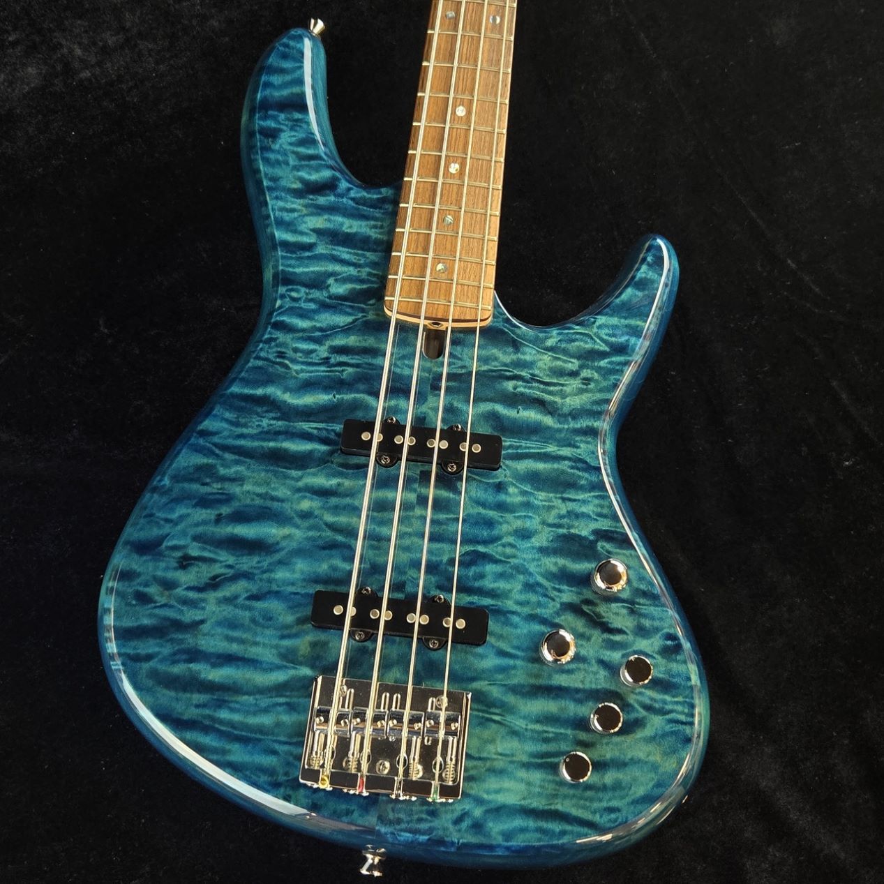 しゅうたつページ JUNYA WATANABE MAN（ジュンヤワタナベマン）スニーカー 黒