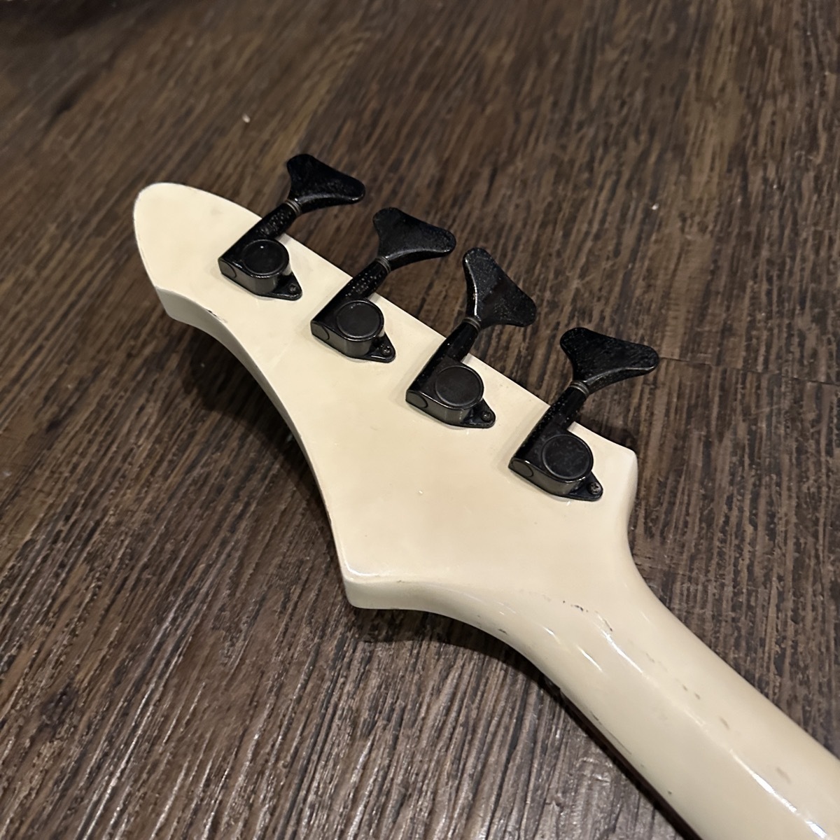 ベース AriaproII Vanguard MOD Electric Bass Aria Pro II Vanguard Series Electric Bass（中古/送料無料）【楽器