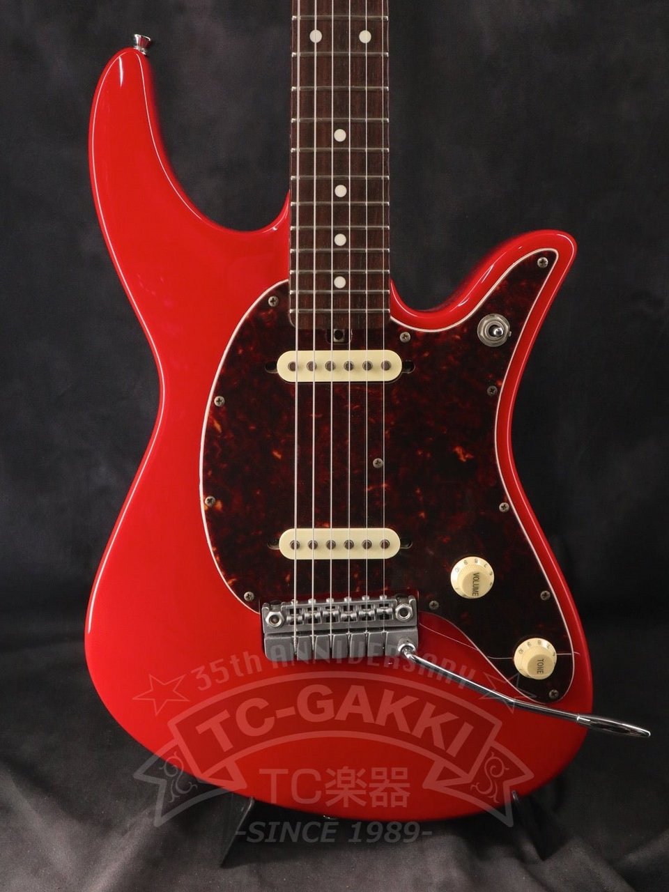 ギター Crews Maniac Sound Dove Master P-90 W Crews Maniac Sound Dove Master（中古）【楽器検索デジマート】