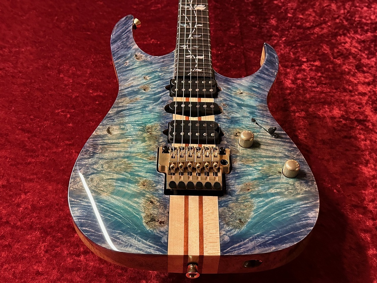 限定 Ibanez RG ディマジオ×2搭載　超軽量 Ibanez VISIONS IV2RG ≒3.929Kg （新品/送料無料）【楽器検索デジマート】