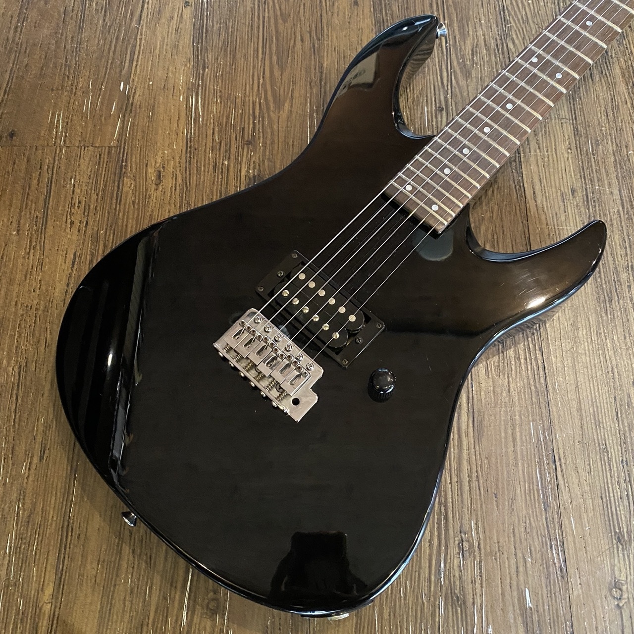 激レア 1980年代 YAMAHAエレキギター rgx110 　美品 激レア 1980年代 YAMAHAエレキギター rgx110 美品