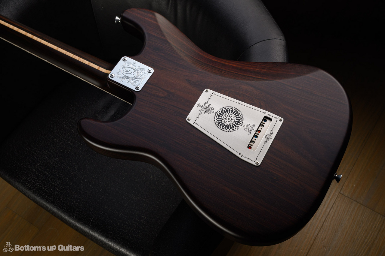 ICテールフラッシュクルクルキジマキタコイノウエ当時物希少 IHush Guitars 新作 - ST UNICORN All Rosewood BUG 20th Anniversary