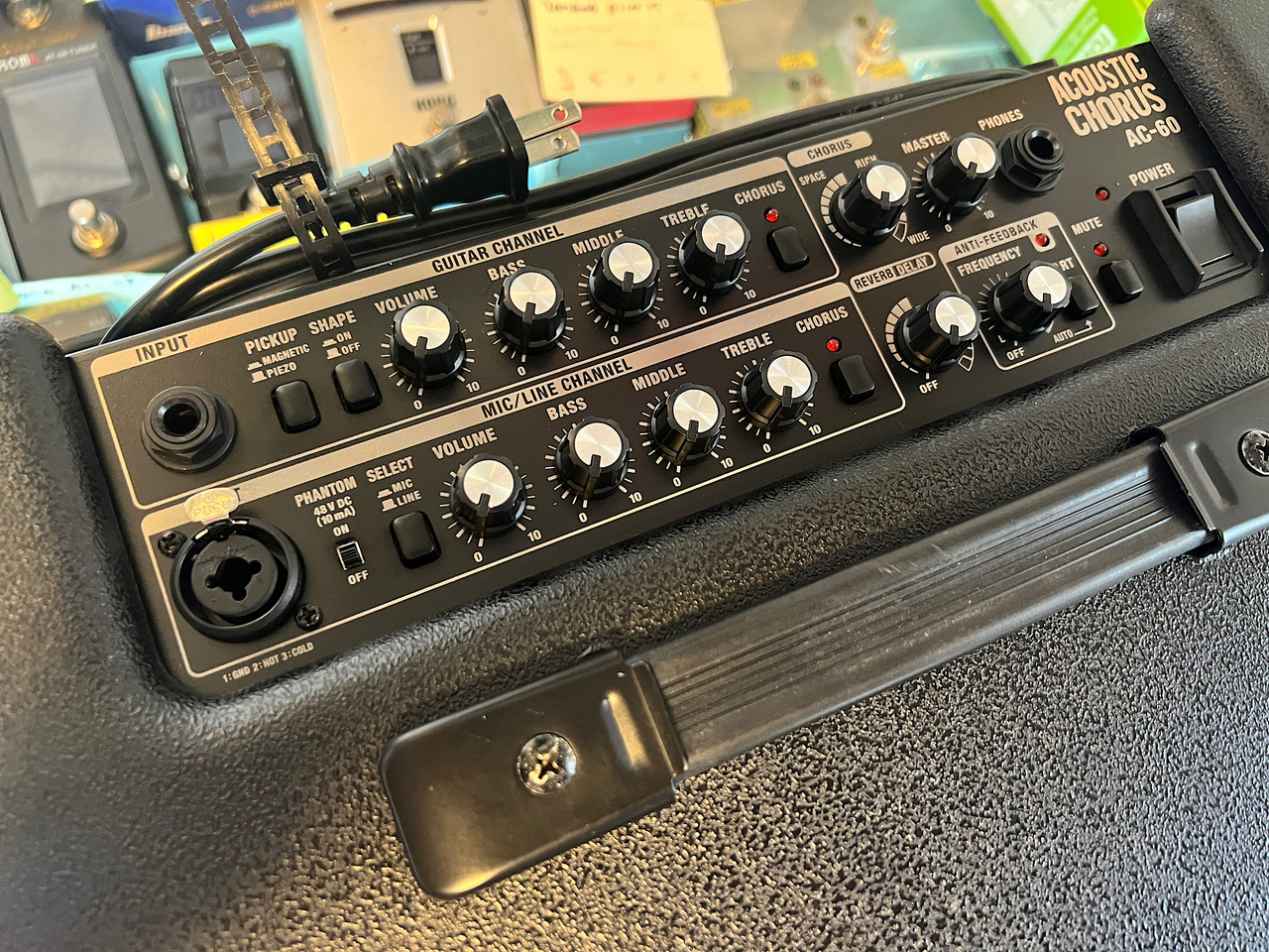 Roland AC-60（中古）【楽器検索デジマート】