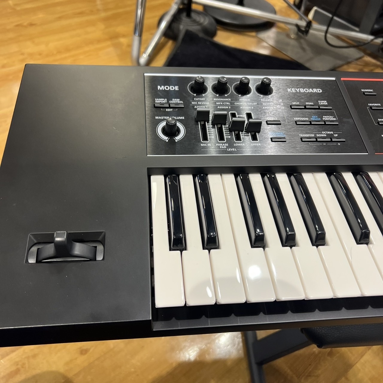Roland 【中古】Roland JUNO-DS61（中古/送料無料）【楽器検索デジマート】