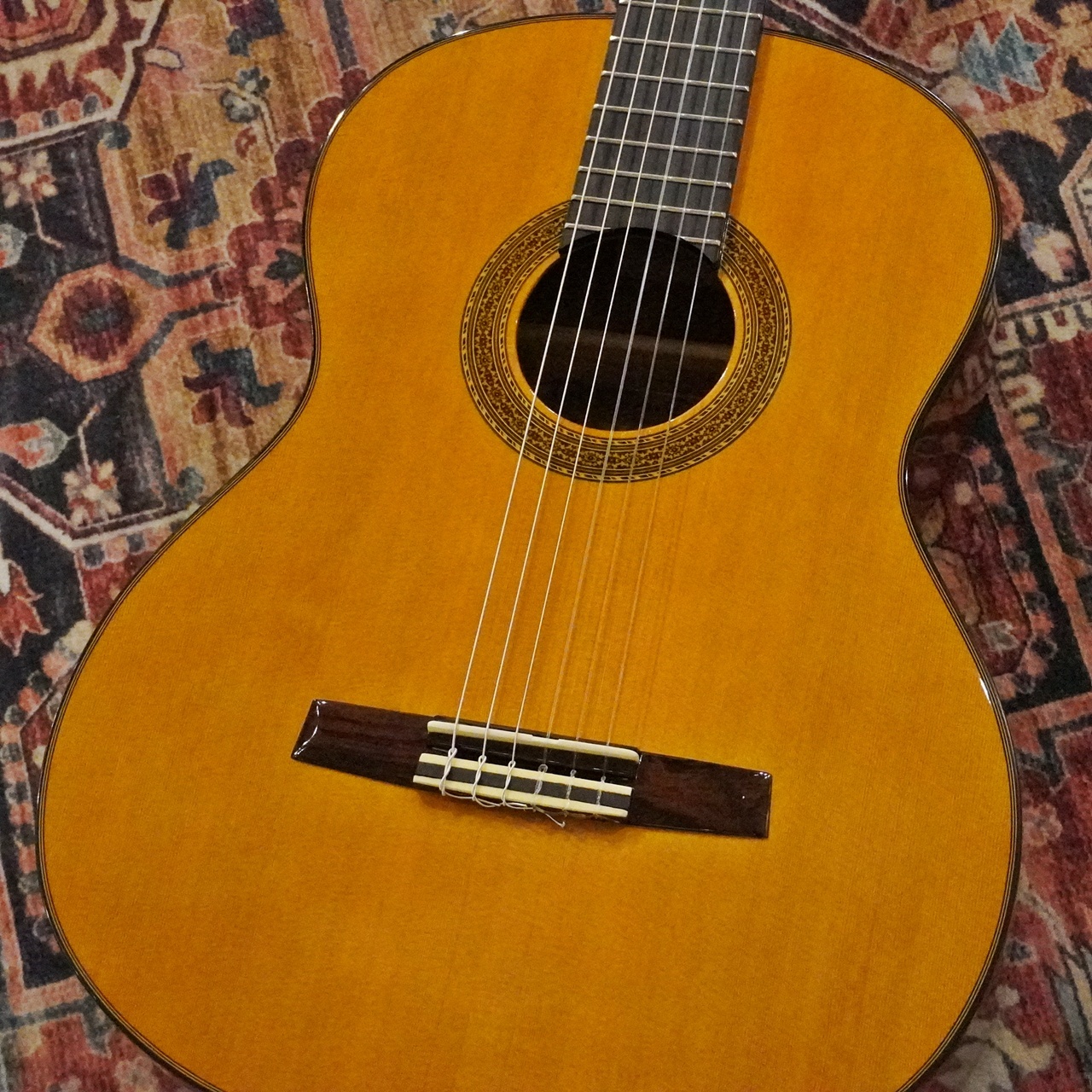 Valencia CG30R 【美品中古】【クラシックギター】【シダー単板トップ】