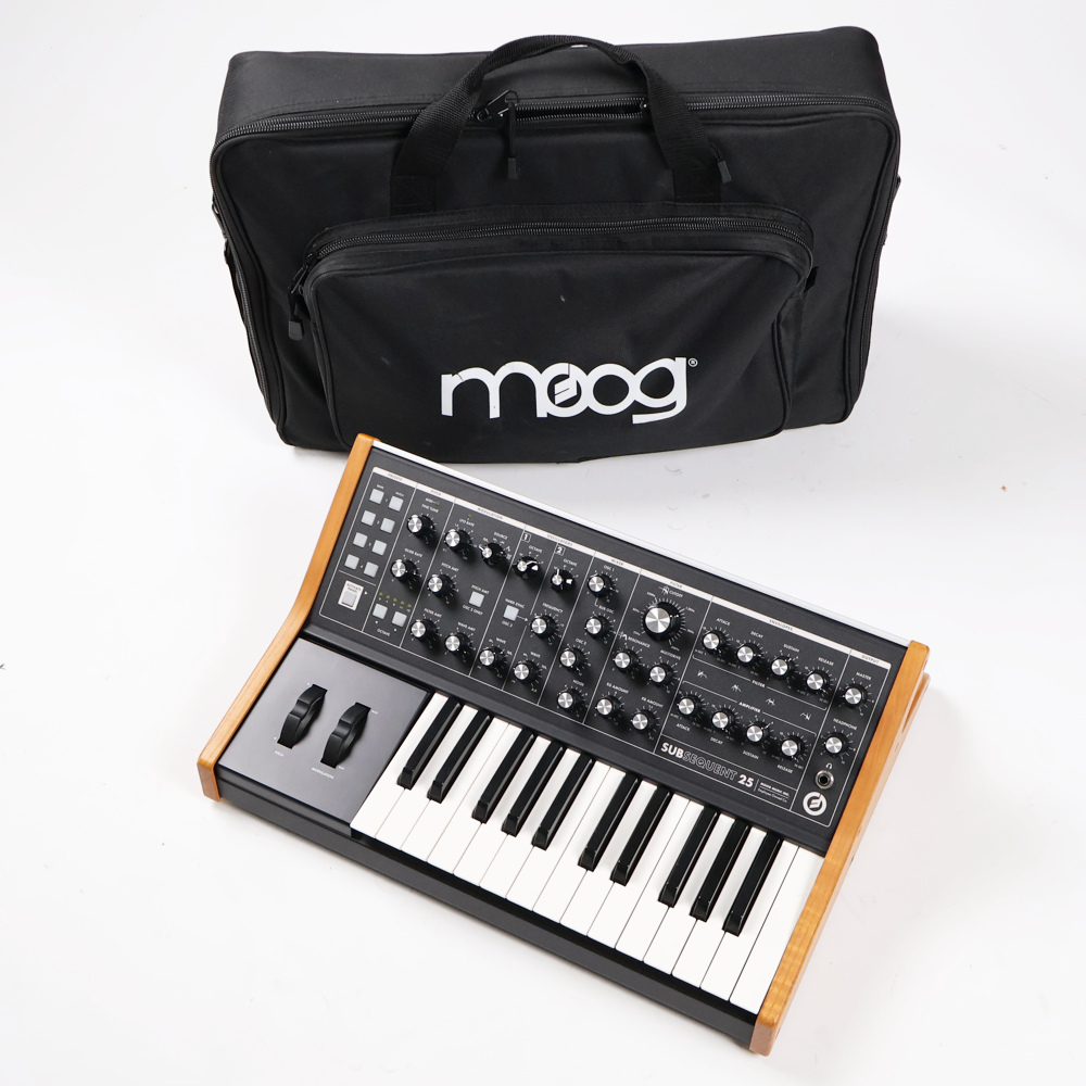 アナログ シンセ 中古
