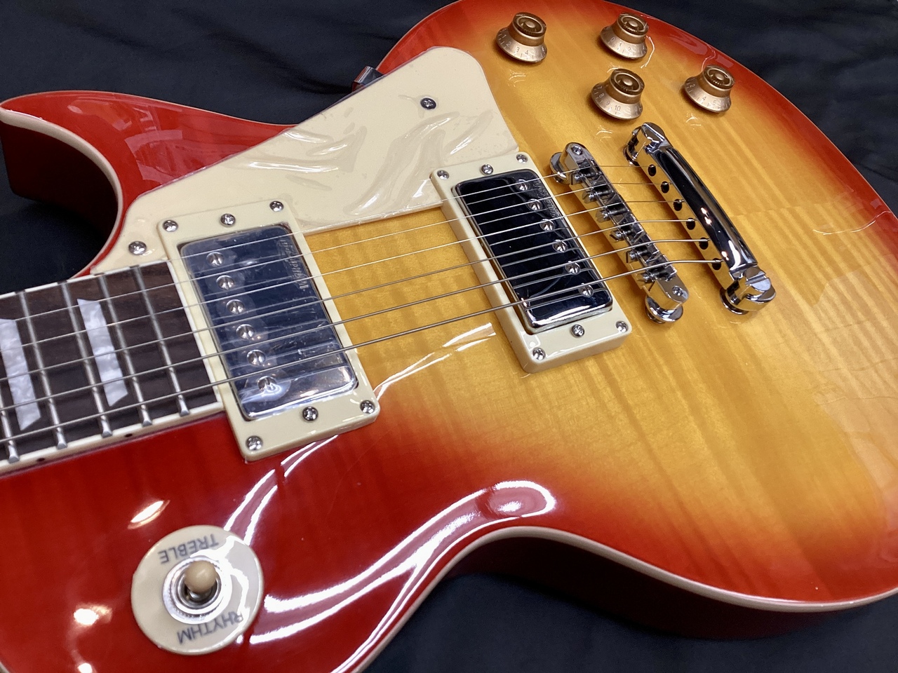 Vintage V100CS ReIssued Electric Guitar/Cherry Sunburst