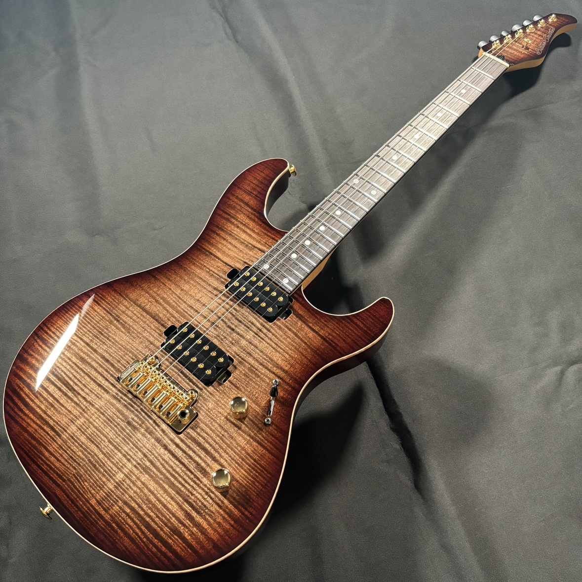 ギター Black Smoker FUTURA-S Black Cherry Burst Blue Guitars