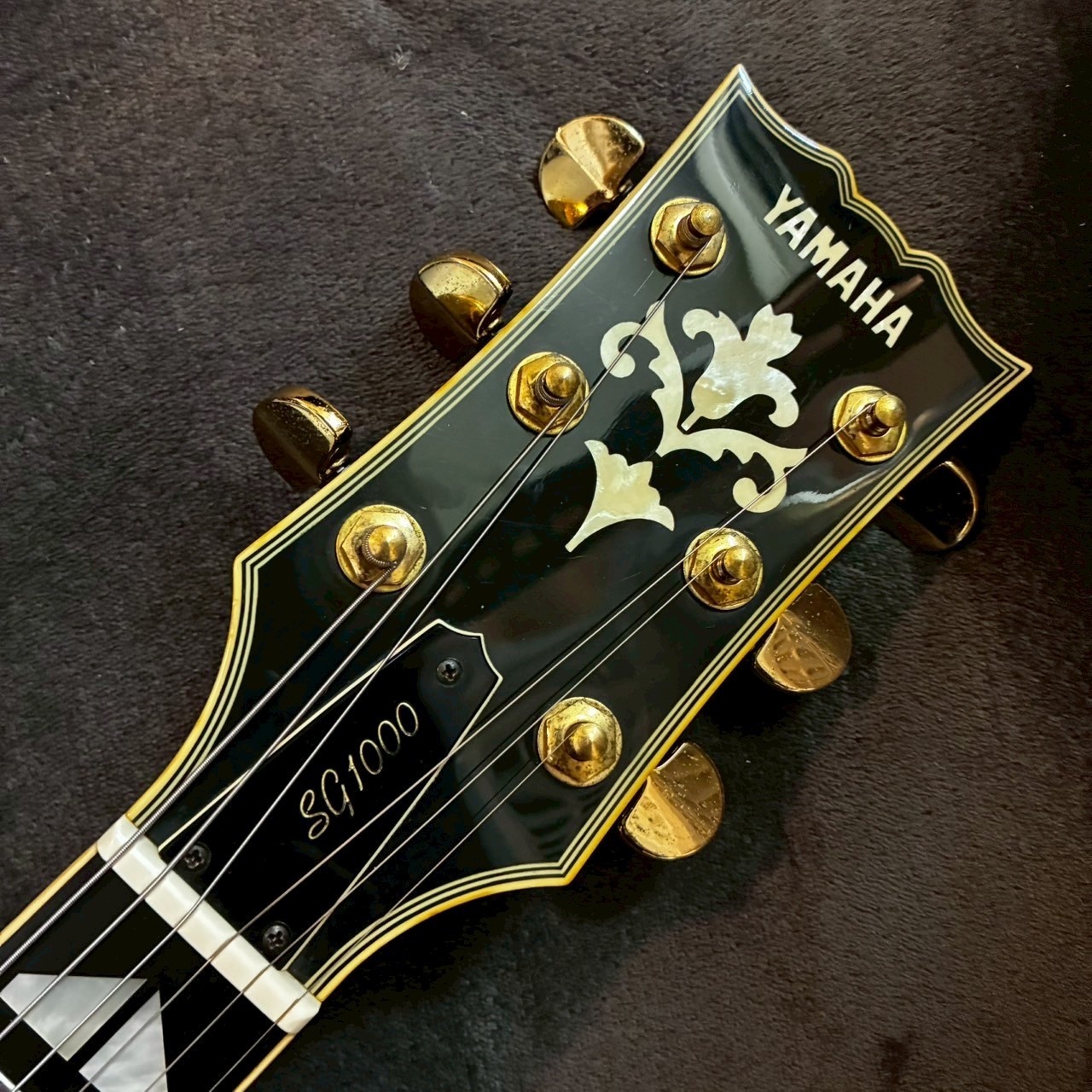 YAMAHA SG-1000 black ハードケース付属 【USED】【4.4kg
