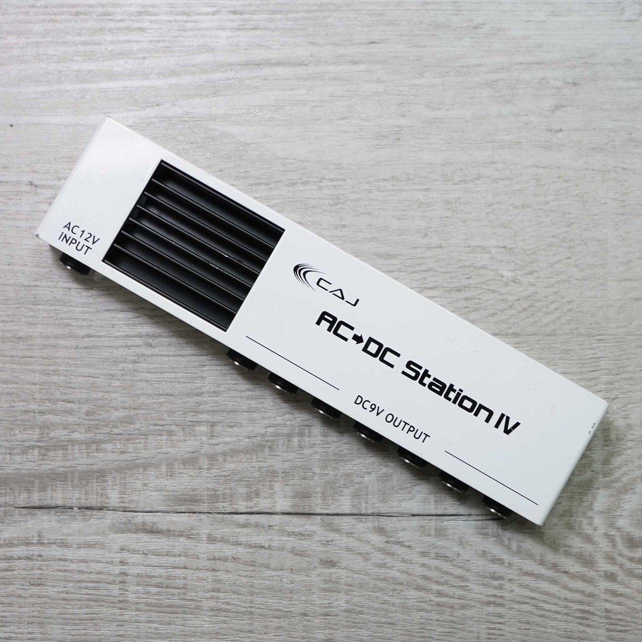 Custom Audio Japan(CAJ) AC/DC Station IV White（中古）【楽器検索