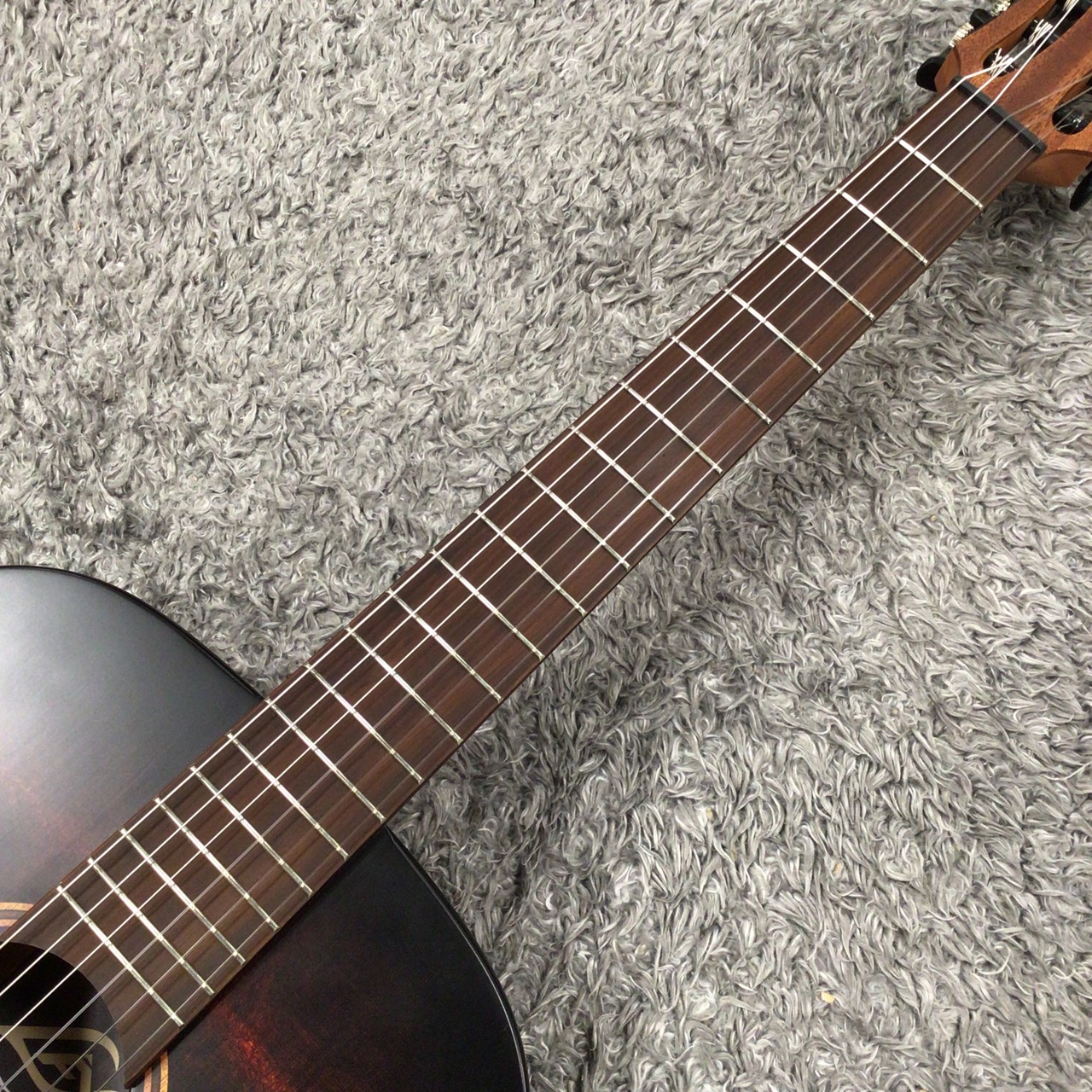LAG Guitars TN70A B&B Black&Brown Nylon Auditrium【特価