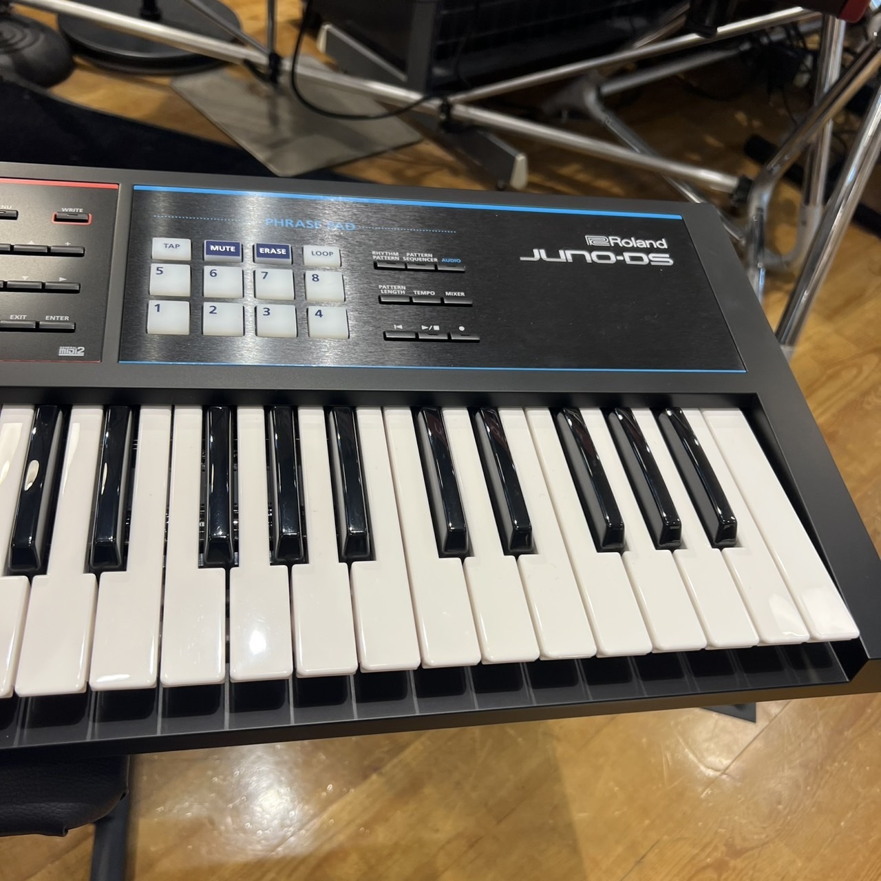 Roland 【中古】Roland JUNO-DS61（中古/送料無料）【楽器検索デジマート】