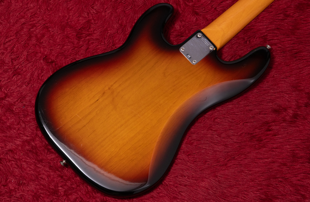 Fender American Vintage 62 Precision Bass 3TS 1998 4.105kg