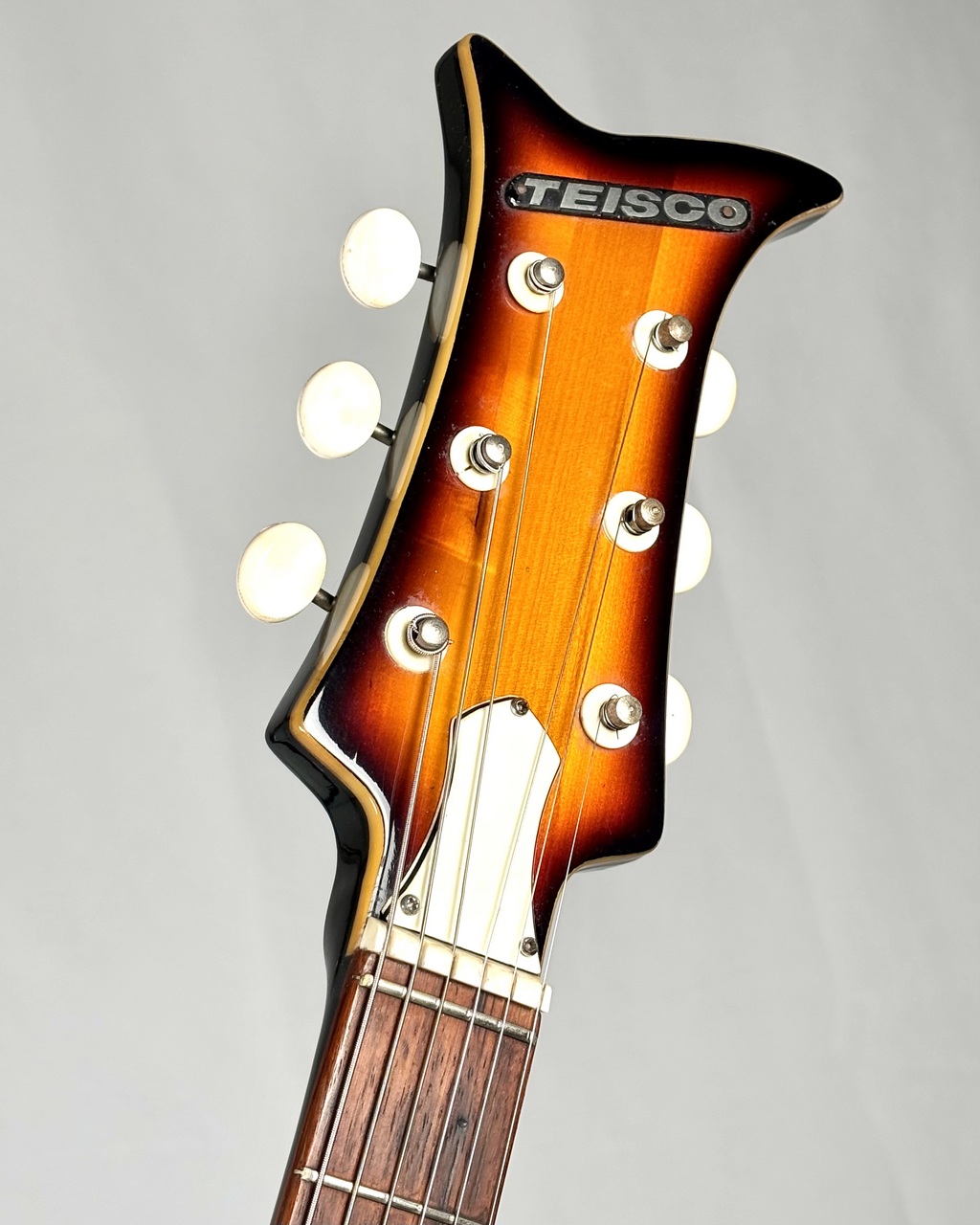 TEISCO V-2 　ケース付　1960年代 国産ヴィンテージギター 美品 Teisco 【1960年代製】V2 -Sunburst- w/ Gold Foil Pickups【3.66kg
