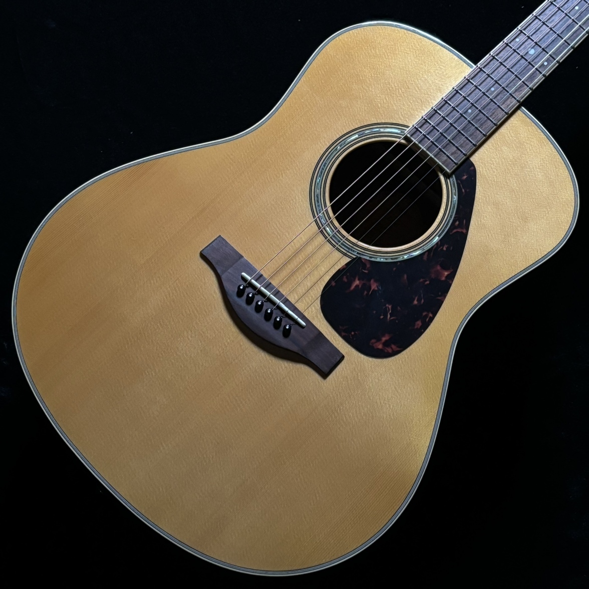 ヤマハ　アコースティックギター　LL6 中古美品　M70214-1 ヤマハ アコースティックギター LL6 中古美品 M70214-1