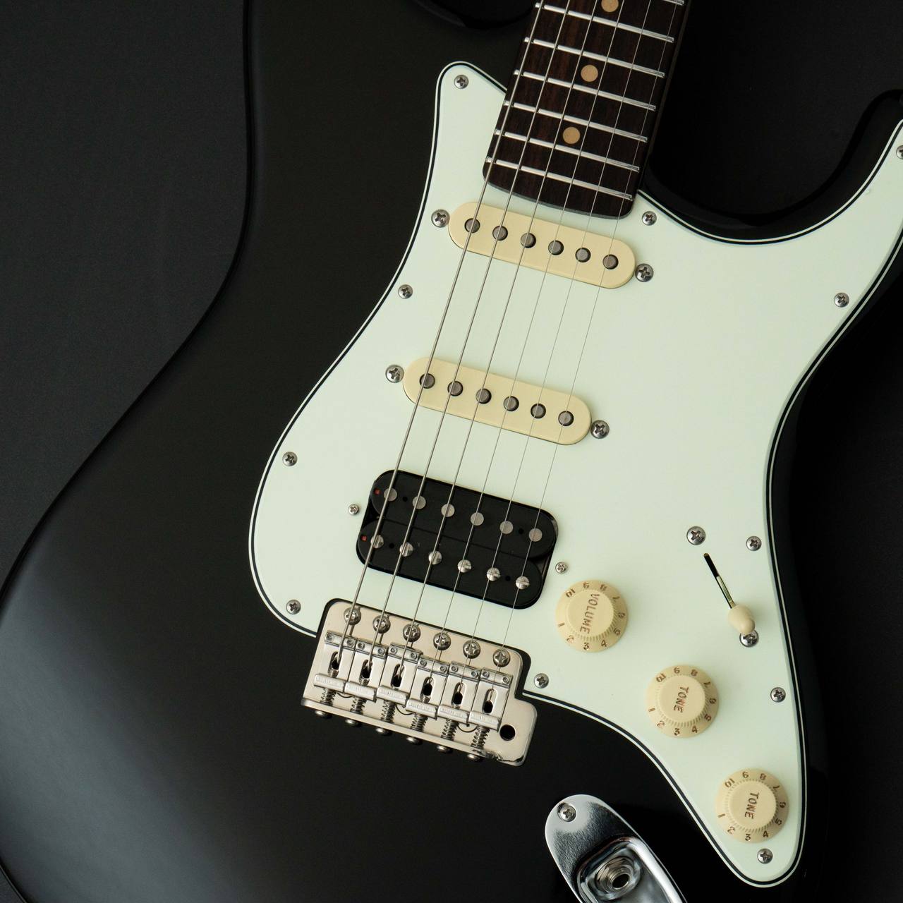 Freedom Custom Guitar Research TEセット エレキギター】Freedom Custom Guitar Research EZa 24F