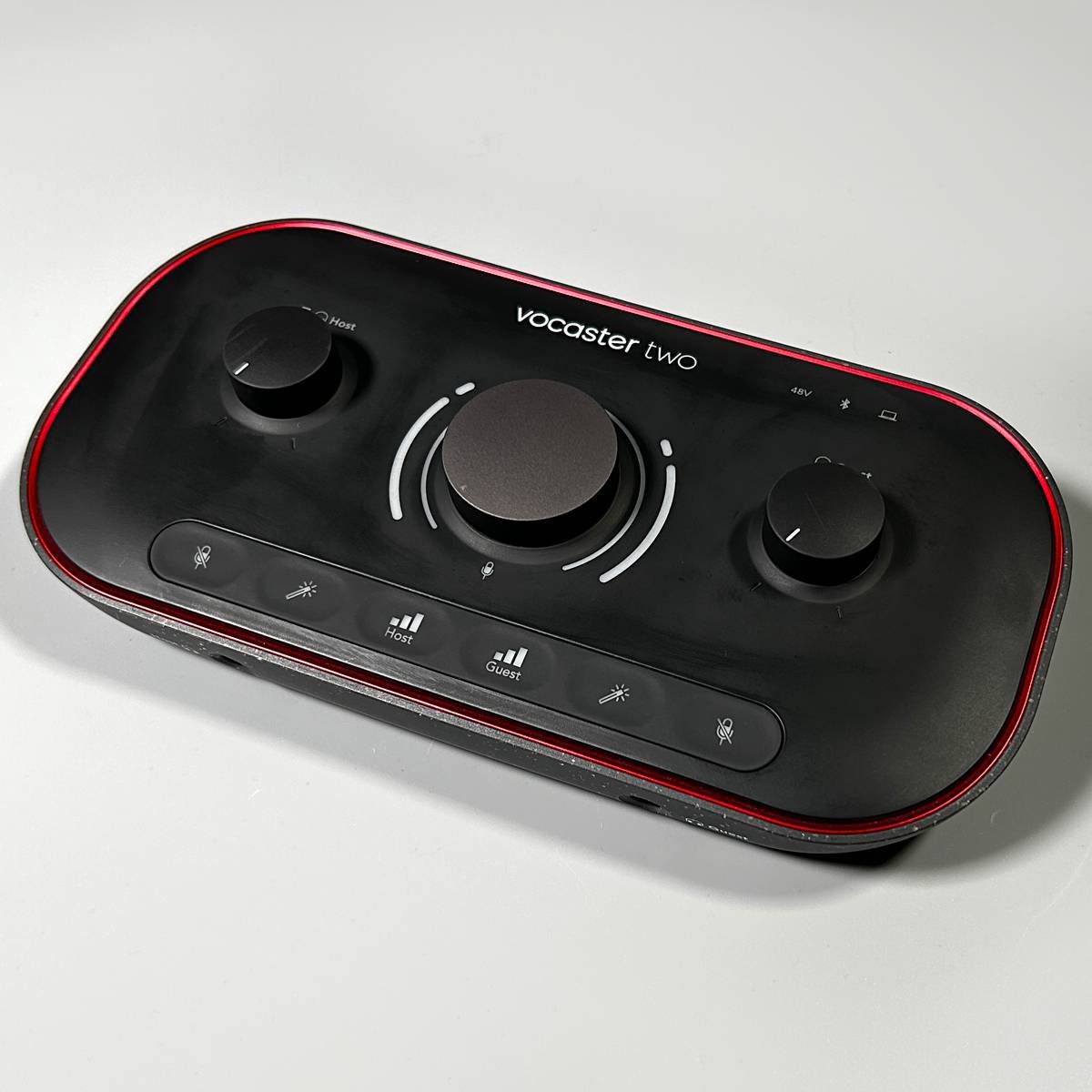 Focusrite Vocaster Two オーディオインターフェイス ポッドキャスト