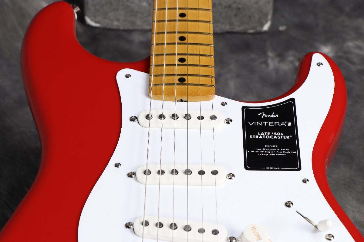 Fender Vintera III Late '50s Stratocaster Maple Fingerboard Dakota