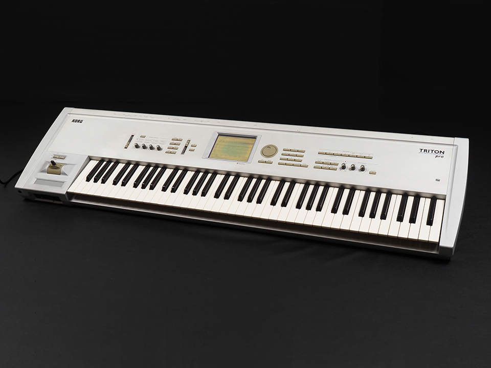 KORG TRITON Pro（中古）［デジマートSALE］【楽器検索デジマート】