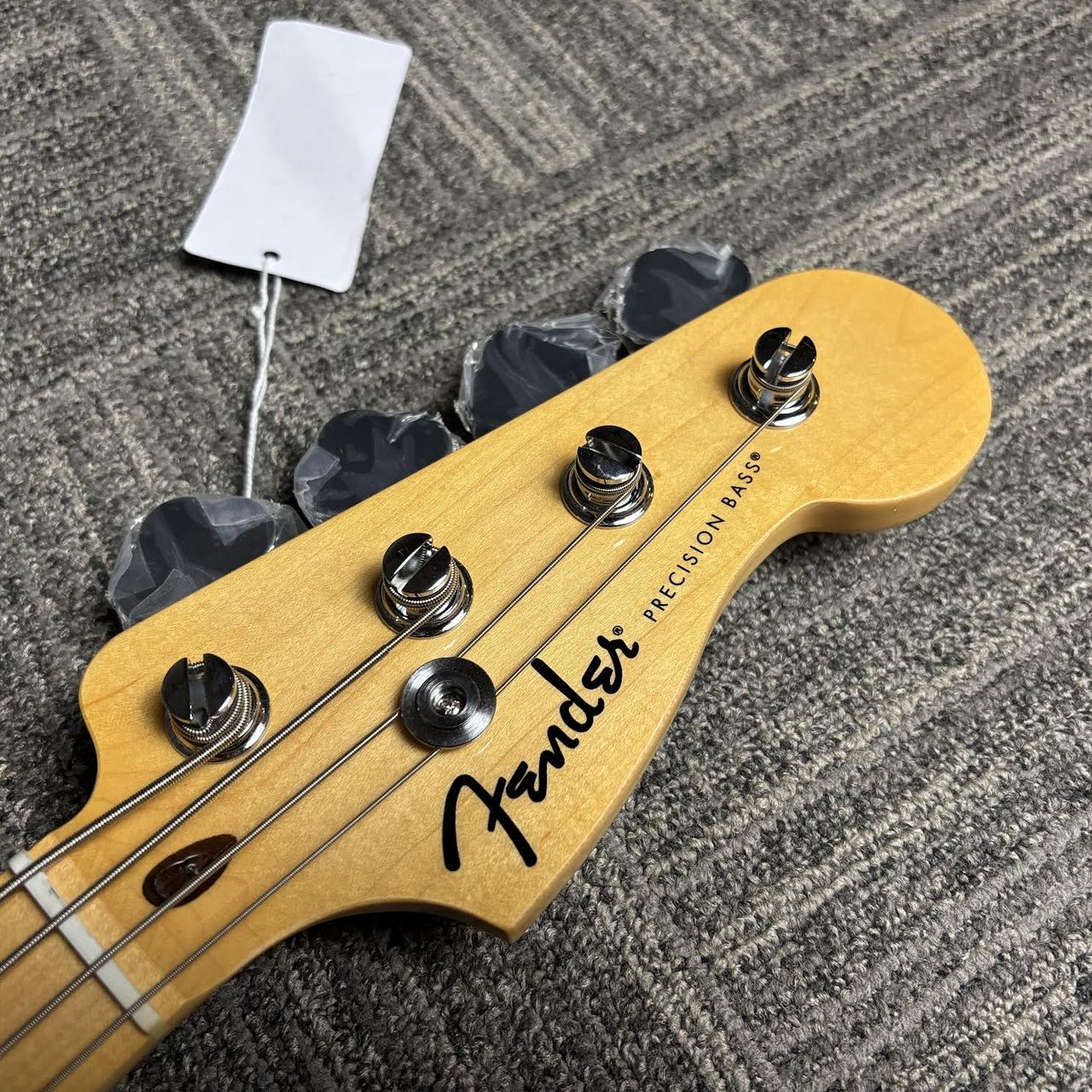 Fender Standard Precision Bass Olympic White エレキベース