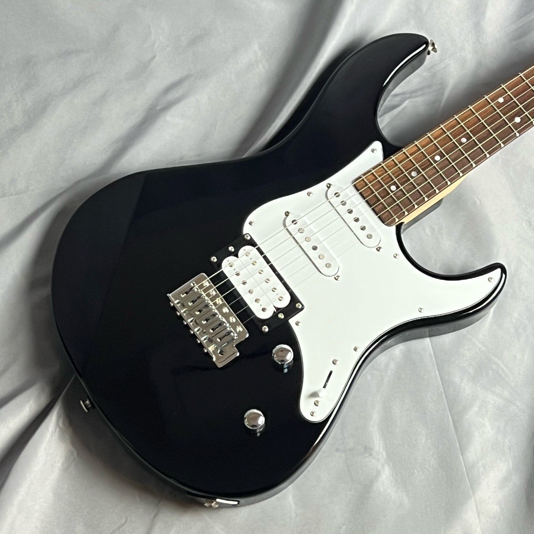 美品 YAMAHA Pacifica112V 黒 Amazon.co.jp: ヤマハ(YAMAHA) エレキギター PACIFICA112V BL ブラック